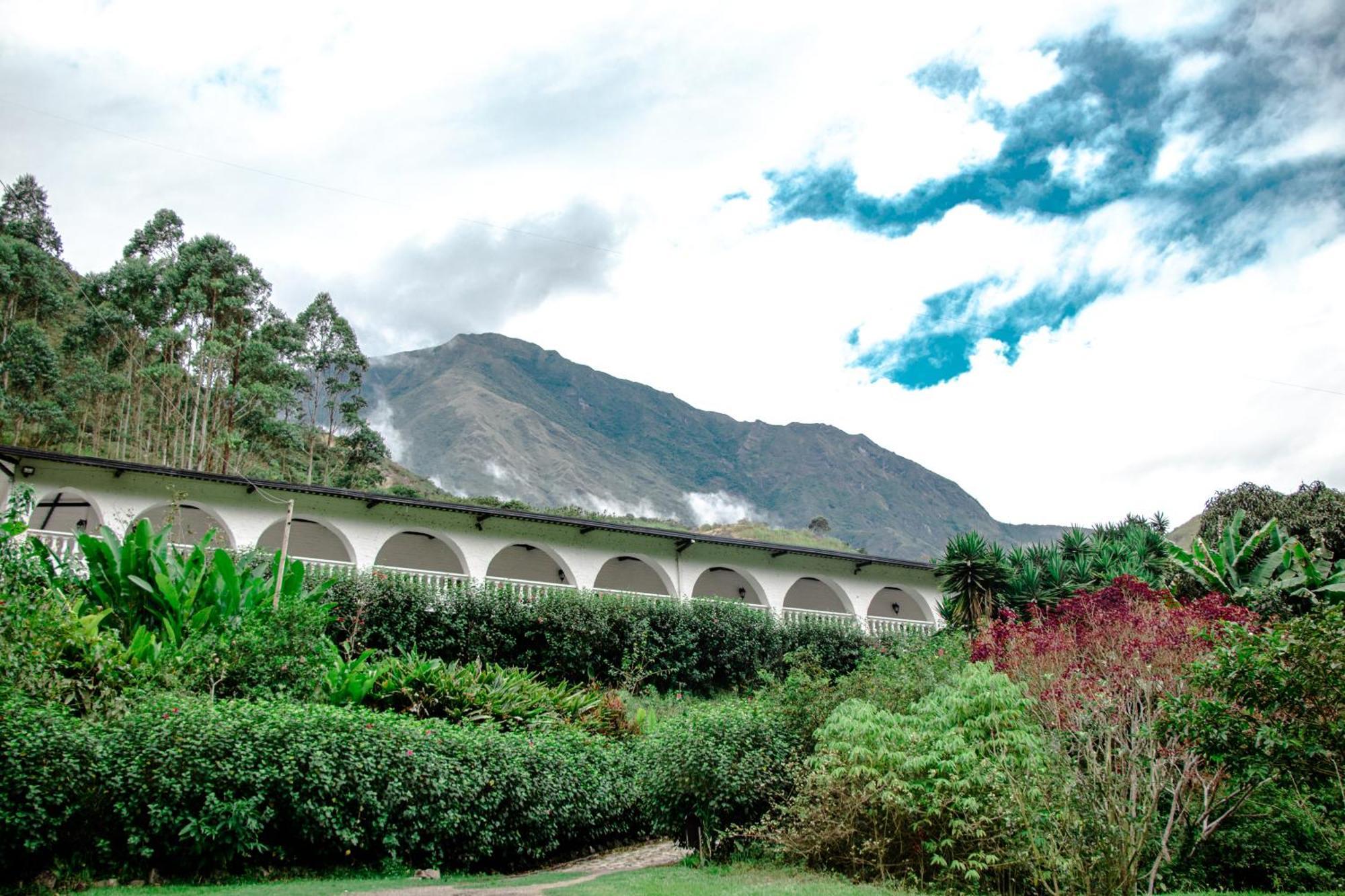 Hosteria La Eterna Primavera Huigra Exterior foto