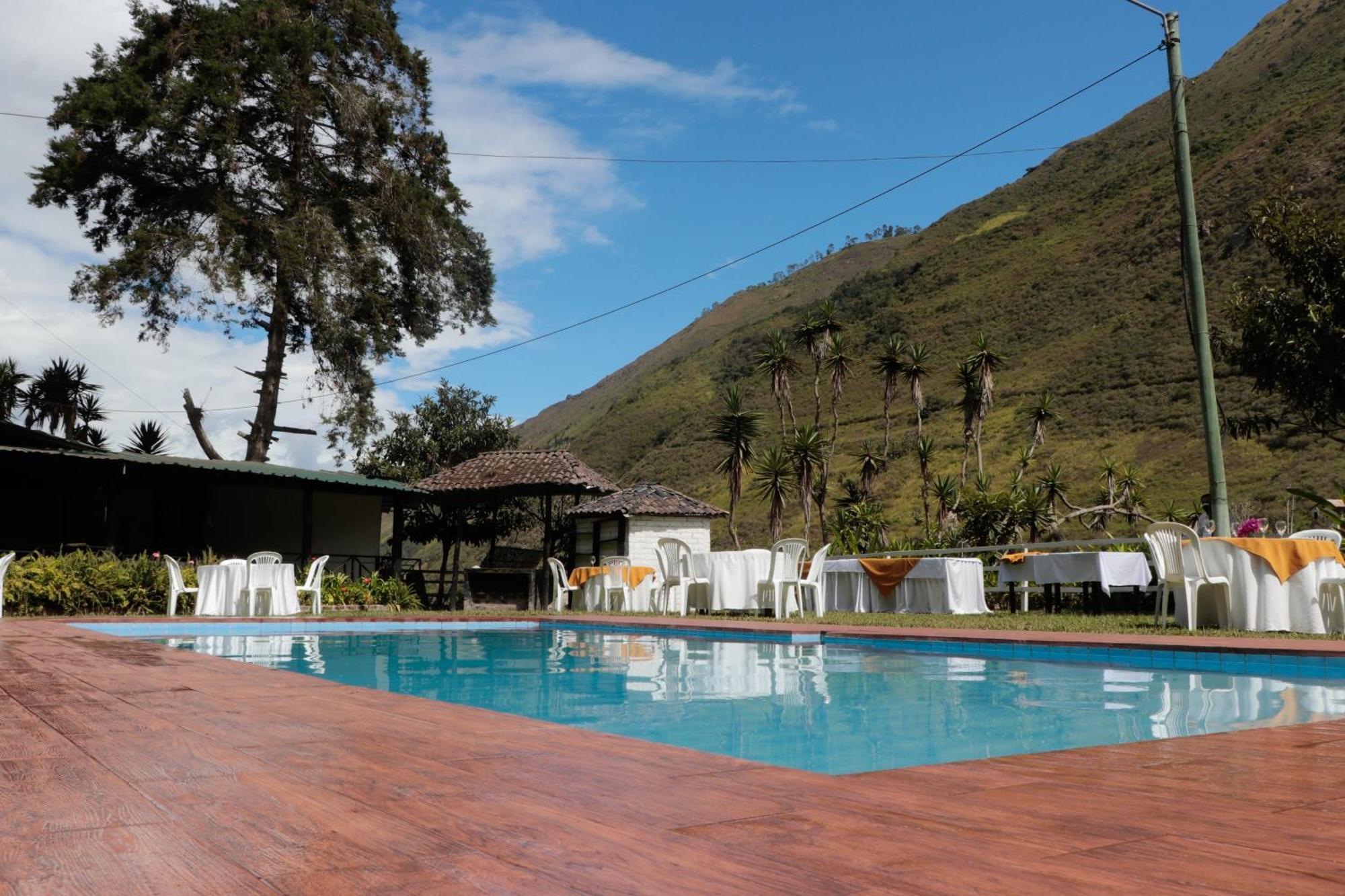 Hosteria La Eterna Primavera Huigra Exterior foto