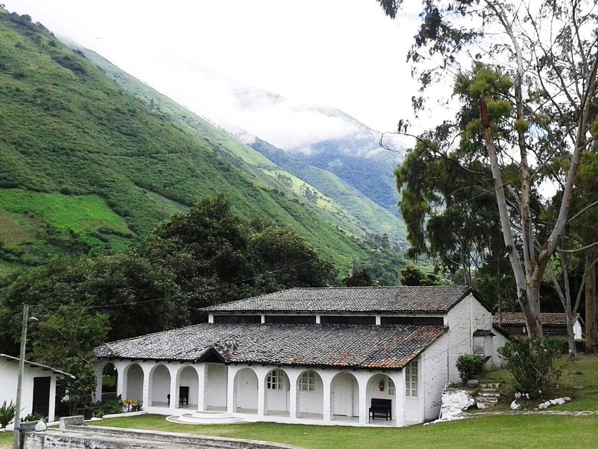 Hosteria La Eterna Primavera Huigra Exterior foto