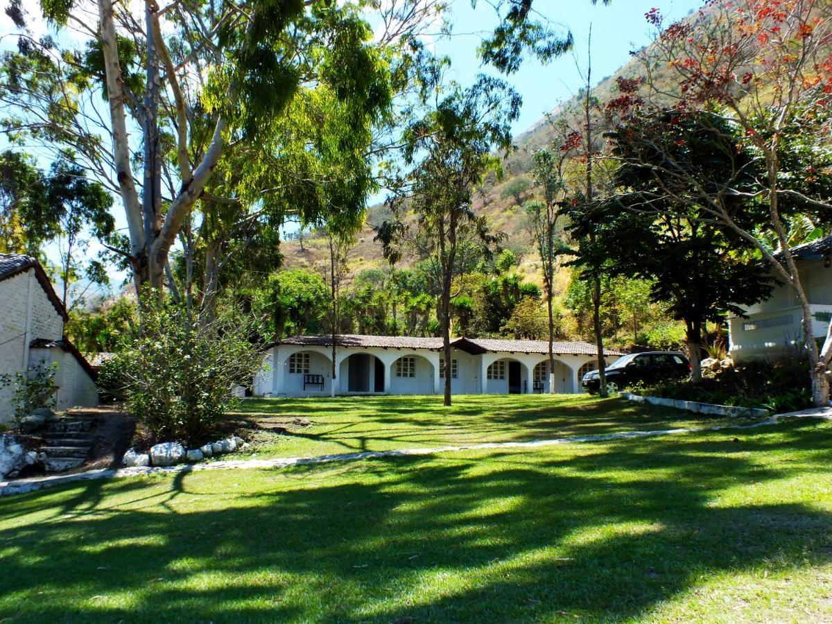 Hosteria La Eterna Primavera Huigra Exterior foto